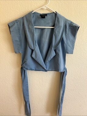 Thread Story Crop Top with Ties